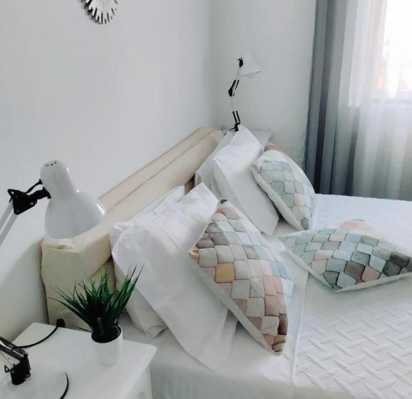 침실 1개 아파트, Jb House