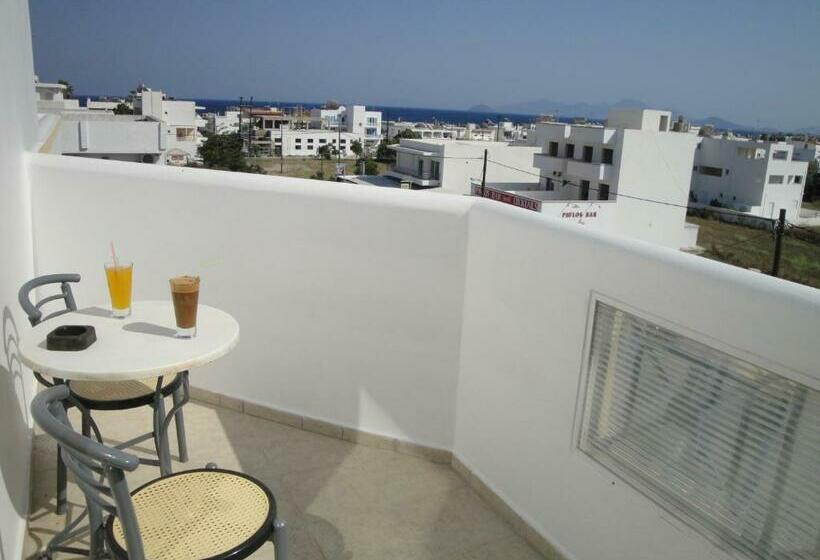 スタンダードスタジオ, Agrellis Apartments