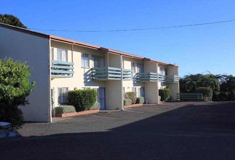 Апартаменты 2 Спальни, Coronation Court Motel