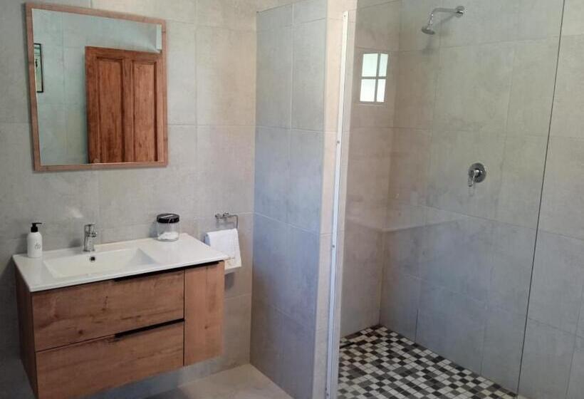 带花园景观的标准工作室, Edenbrook Country Manor