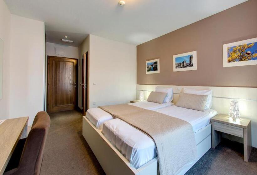 اتاق استاندارد, Argentum