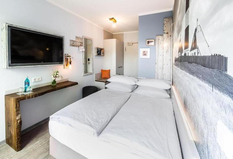 غرفة أساسية, Bude54