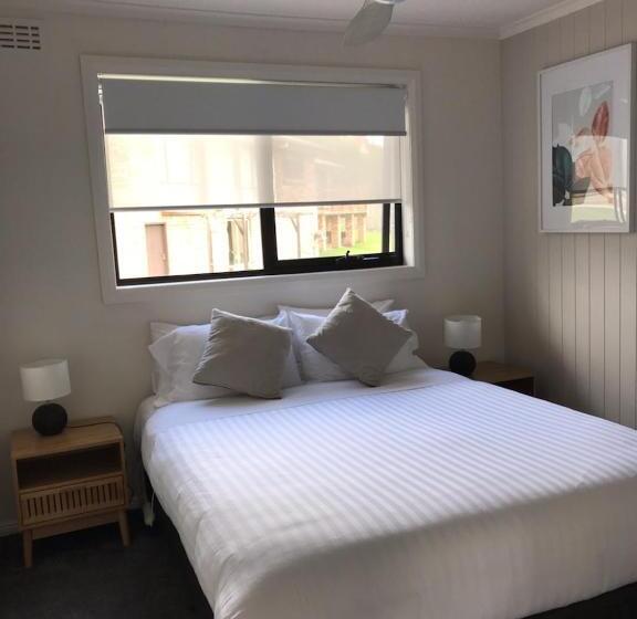 침실 2개 아파트, Georges Bay Apartments