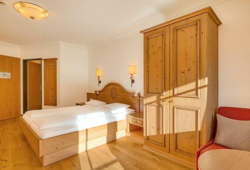 اتاق استاندارد, Kristall