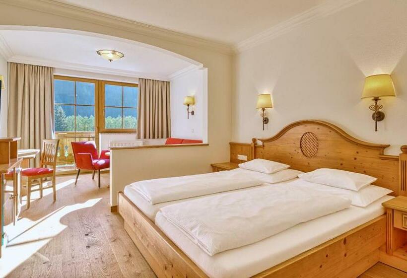 اتاق سوپریور, Kristall