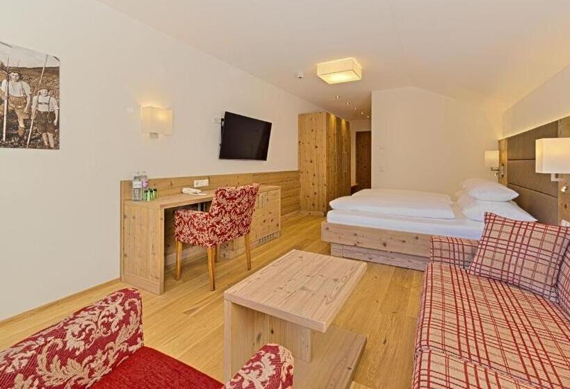 Quarto Superior com Vistas, Kristall