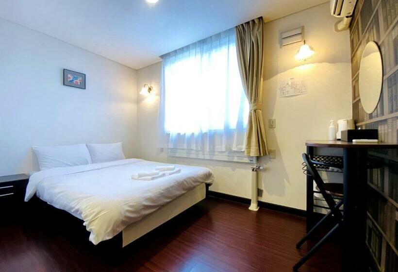 غرفة قياسية, Petit Hotel Melon Furano