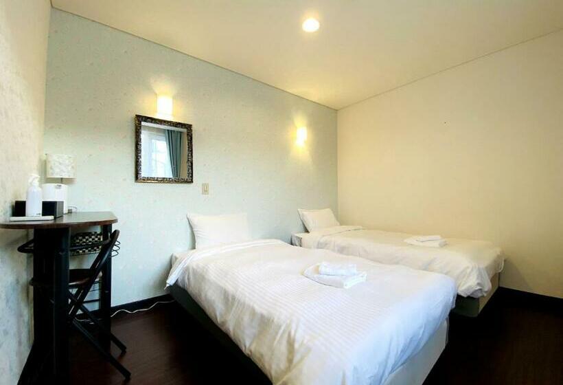 غرفة قياسية حمام مشترك, Petit Hotel Melon Furano