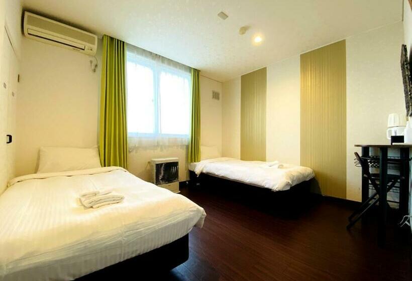 غرفة قياسية حمام مشترك, Petit Hotel Melon Furano