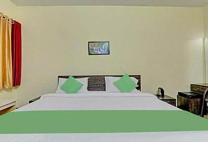 デラックスルーム, Fabhotel Abirami Grand Inn