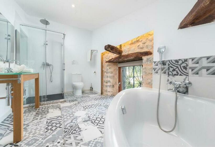 デラックスルーム, Turixant