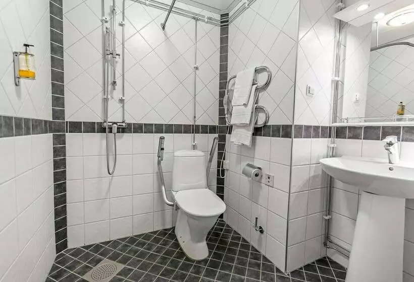 Cameră Standard Adaptată pentru Discapacitaţi, Ullinge