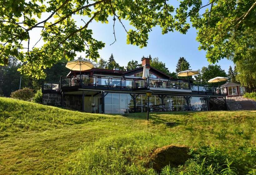 스탠다드 룸 킹사이즈 침대, Ullinge