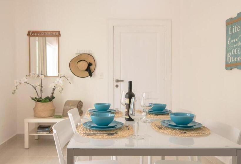 اتاق لوکس با تراس, Los Flamencos Aparthotel Beach Club