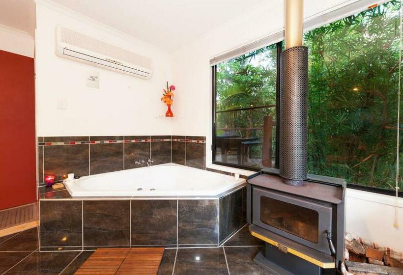 스탠다드 방갈로, Alaya Escape