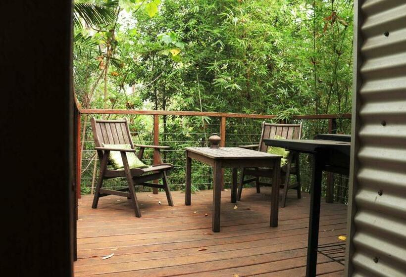 스탠다드 방갈로, Alaya Escape