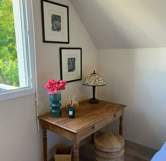 Perhehuone, Les Nord’mandines