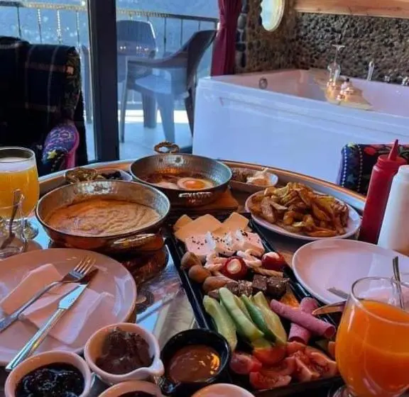 デラックスルーム, Obilaz Dağ Evleri