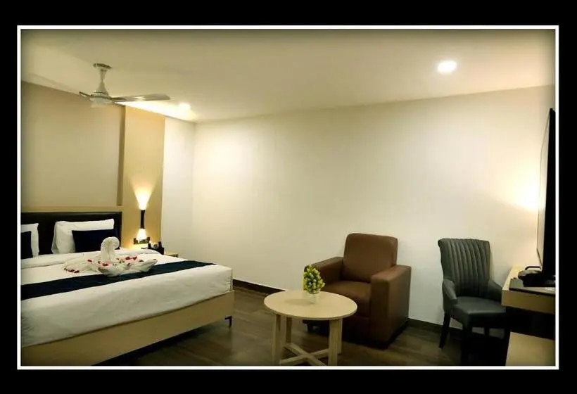 Deluxe-huone, Sri Sri Sri Excellency