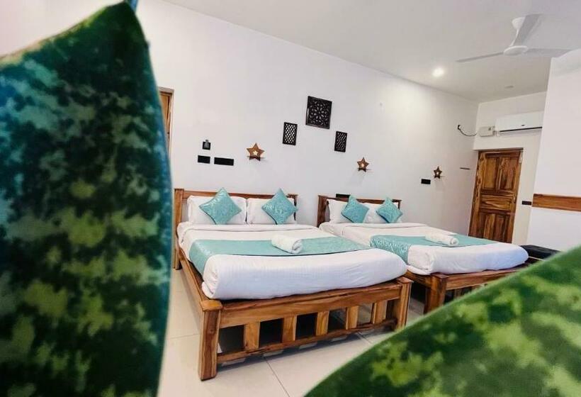 סוויטה משפחתית, The Luxe