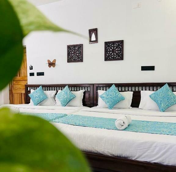 סוויטה משפחתית, The Luxe