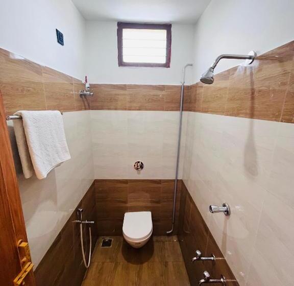 חדר סטנדרט, The Luxe