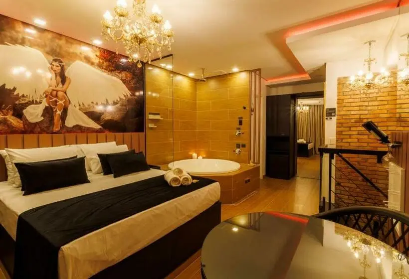 Sviitti Poreallas, Medieval Motel Spa