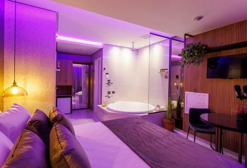 Люкс с гидромассажем, Medieval Motel Spa