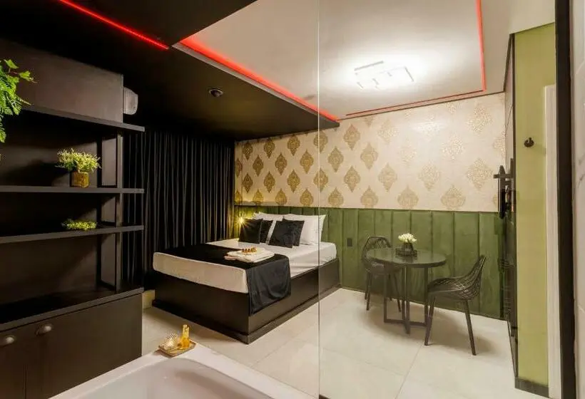 Deluxe-sviitti, Medieval Motel Spa