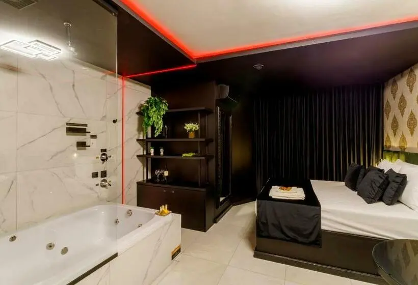 Deluxe-sviitti, Medieval Motel Spa