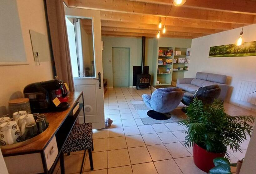 Семейный Номер Вид на Сад, Maison 2 Graines