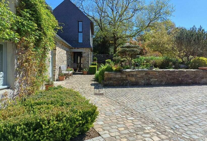 Семейный Номер Вид на Сад, Maison 2 Graines