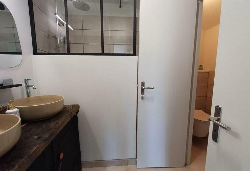 Семейный Номер Вид на Сад, Maison 2 Graines