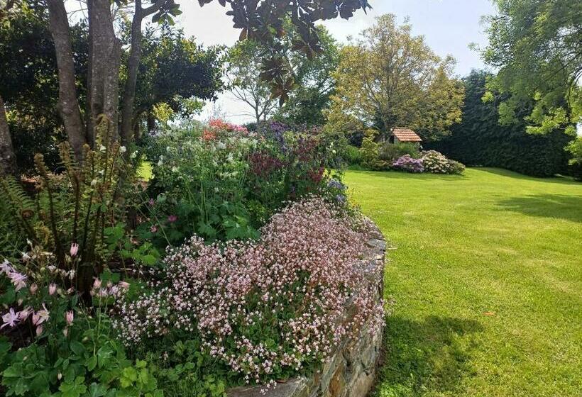 Семейный Номер Вид на Сад, Maison 2 Graines