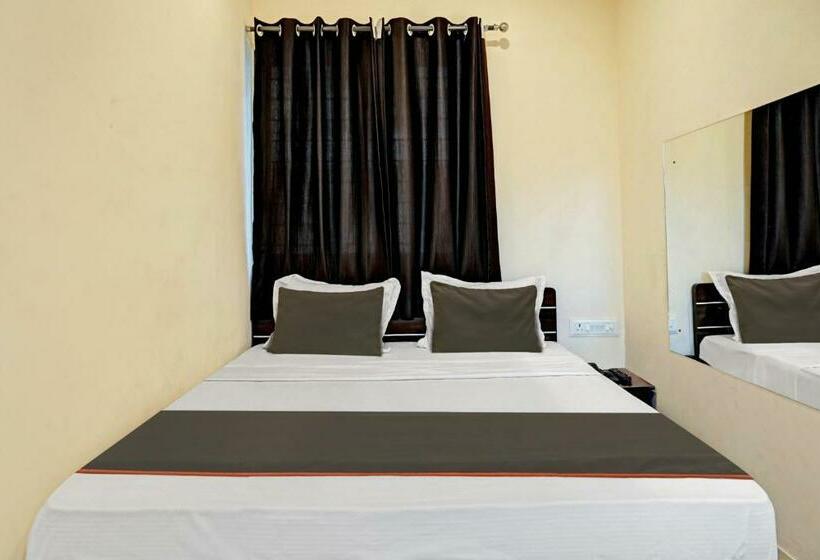 חדר קלאסי לשלושה, Collection O 81463b Kesar Inn