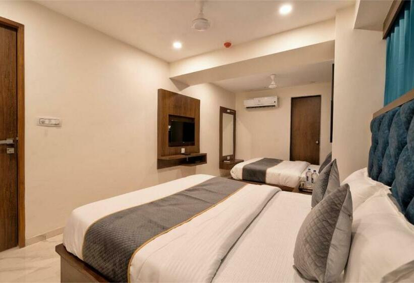 חדר סטנדרט עם מיטת קינג, Royal 24