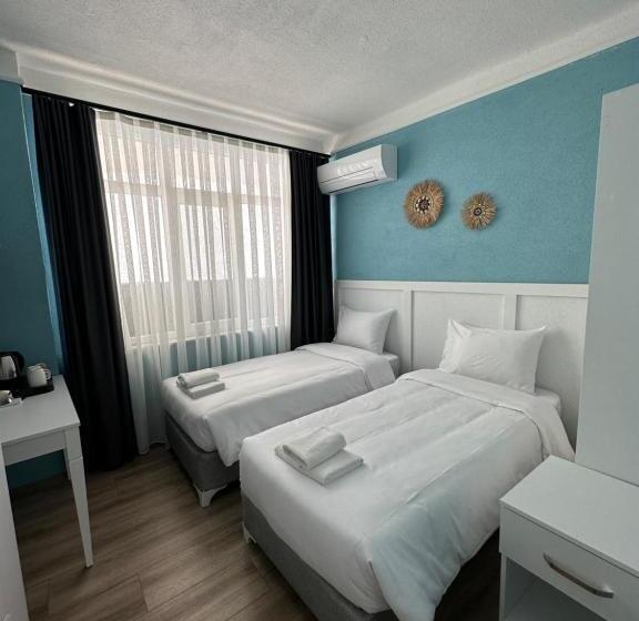 اتاق استاندارد یک نفره, Deri̇n Buti̇k