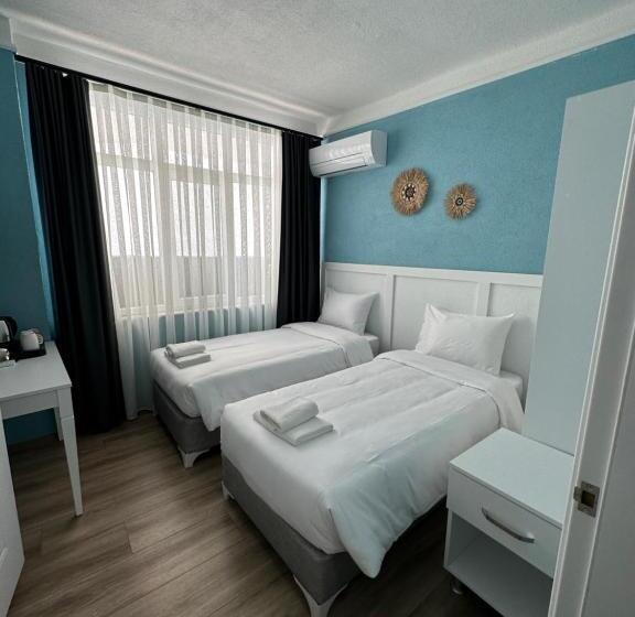 اتاق استاندارد یک نفره, Deri̇n Buti̇k