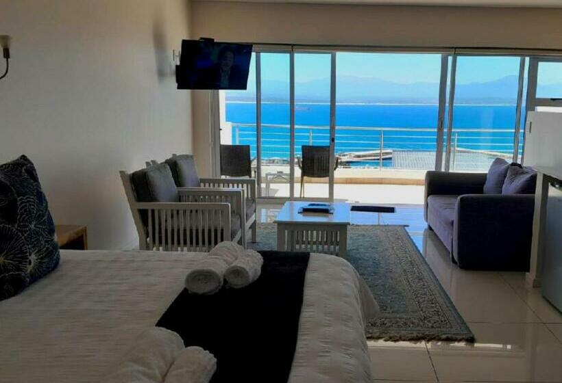 オーシャンビュースタンダードルームバルコニー付き, Ana S Place Apartments