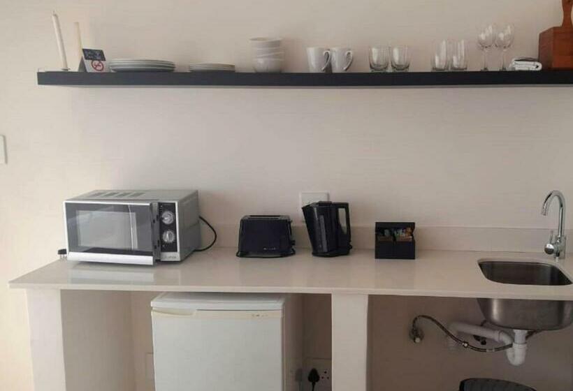 スタンダードルーム, Ana S Place Apartments