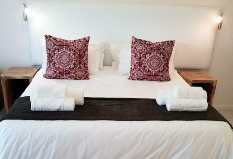 スイート, Ana S Place Apartments