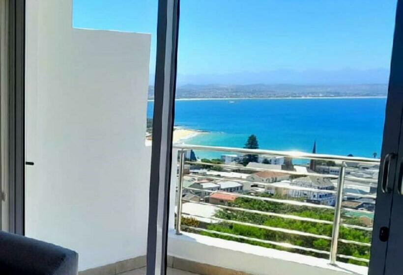 オーシャンビューデラックススイート, Ana S Place Apartments