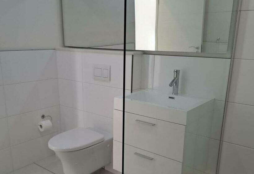 オーシャンビューデラックススイート, Ana S Place Apartments