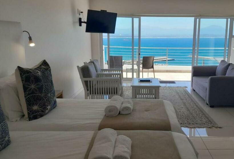 デラックススイート, Ana S Place Apartments