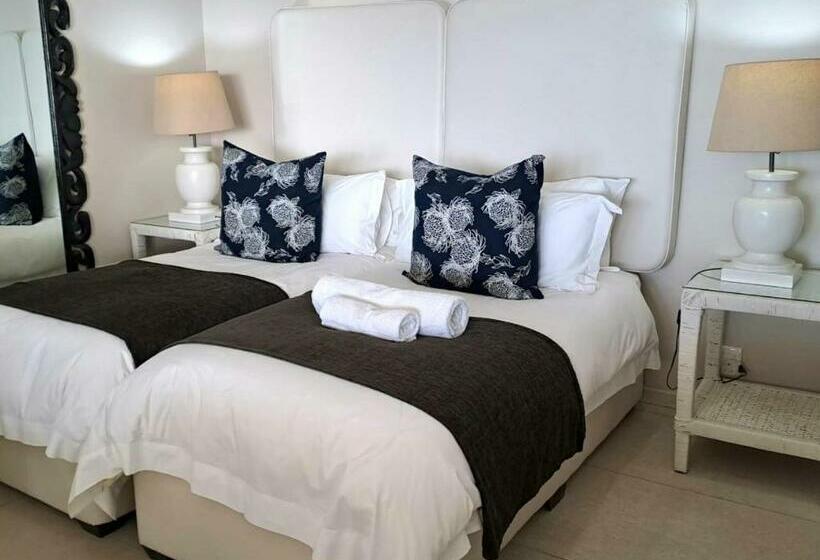 オーシャンビュースイート, Ana S Place Apartments