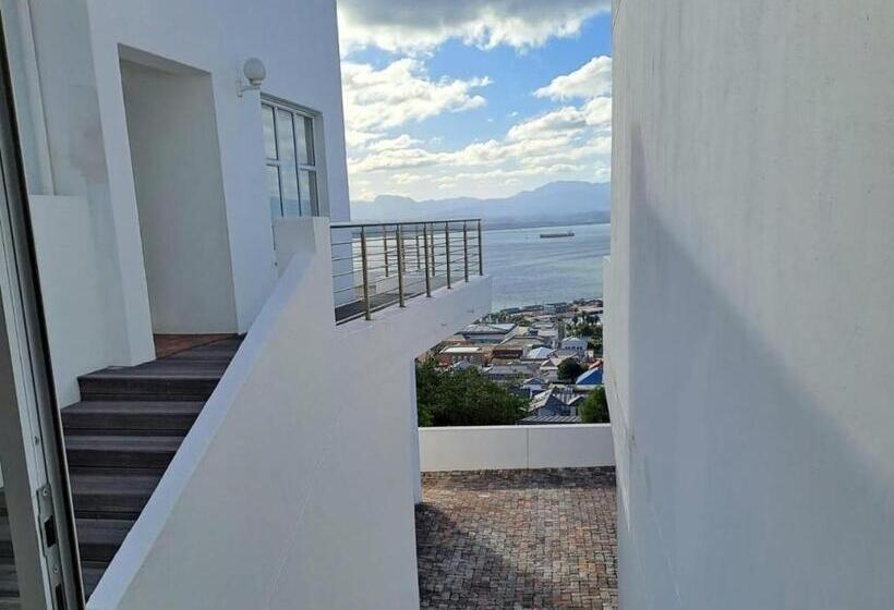 スイート, Ana S Place Apartments