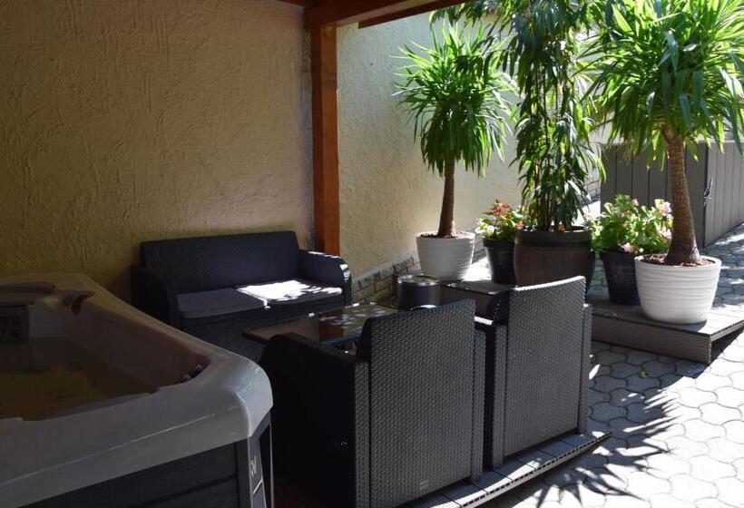 آپارتمان 2 خوابه, Villa éden