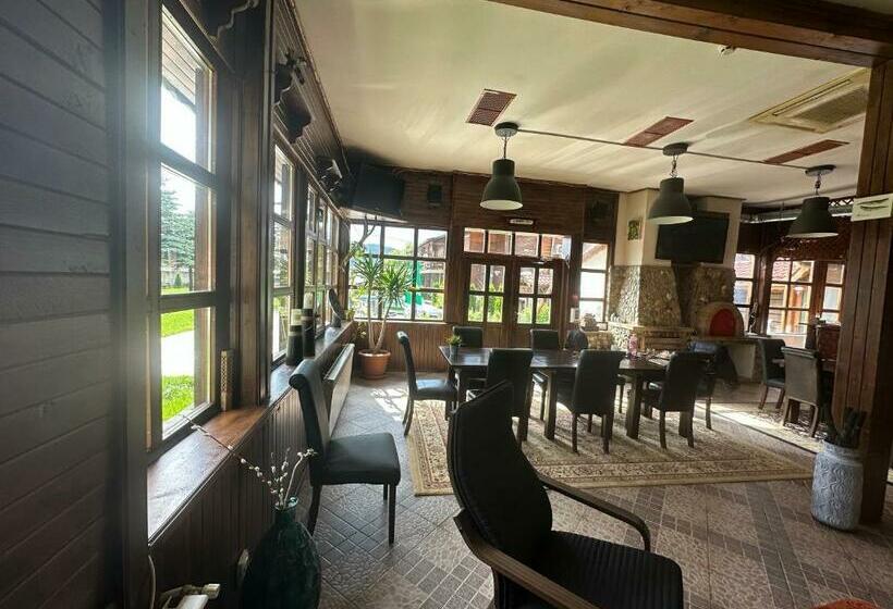 别墅: 1间卧室带游泳池, Villa Le Cinema