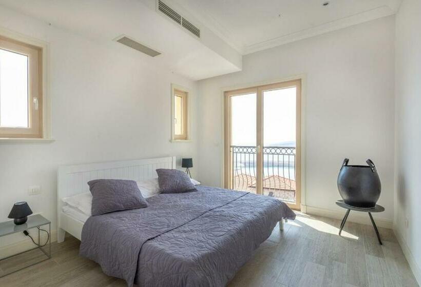 آپارتمان 1 خوابه با تراس, Lustica Bay Marina Apartment Aria By 2bhome