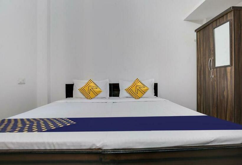 Номер Стандарт Трехместный, Spot On Ekam Guest House